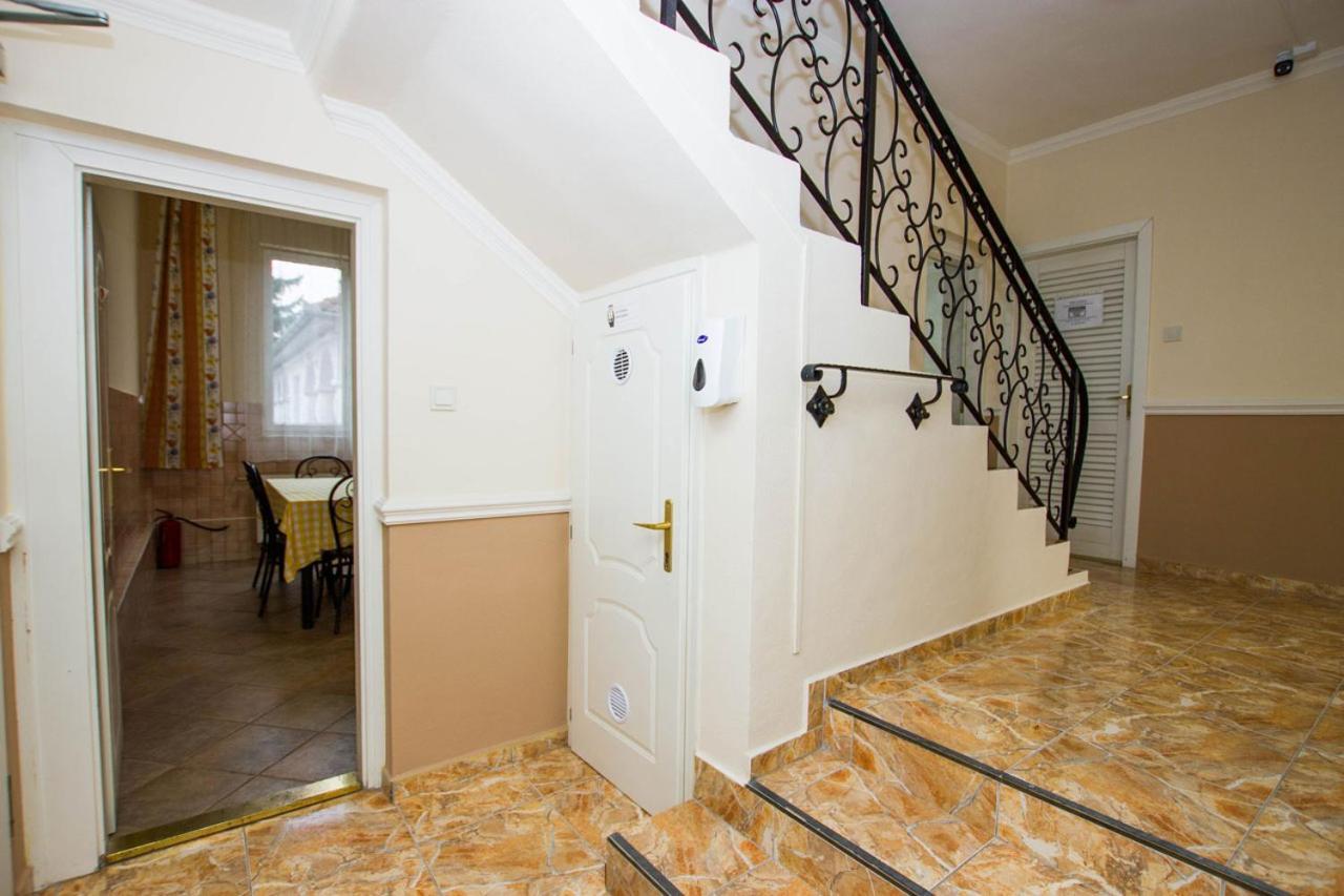 Jarja Panzio Otel Hajdúszoboszló Dış mekan fotoğraf