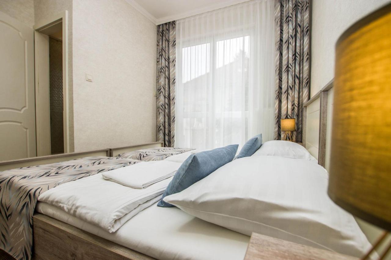 Jarja Panzio Otel Hajdúszoboszló Dış mekan fotoğraf