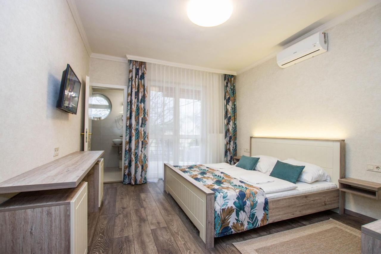 Jarja Panzio Otel Hajdúszoboszló Dış mekan fotoğraf